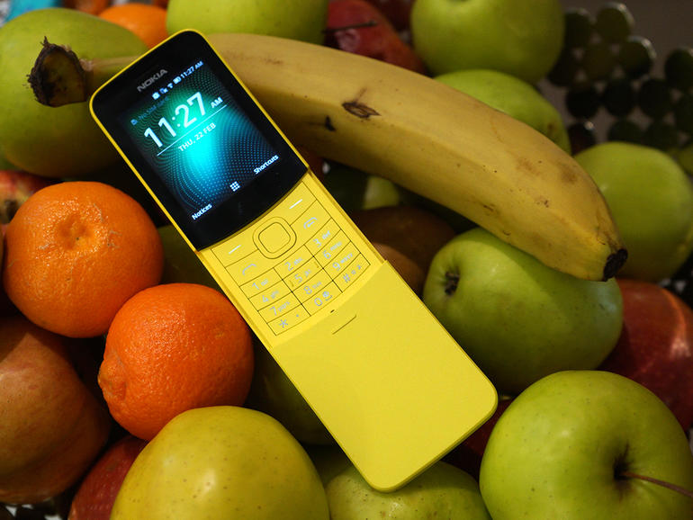 12) NOKIA 8110 4G