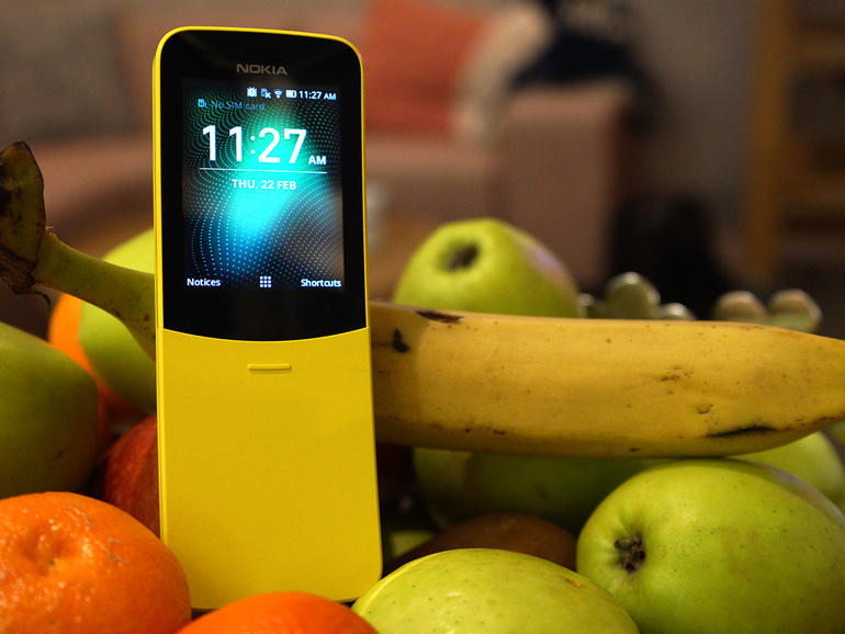 NOKIA 8110 DESIGN: BOLD AND BRIGHT