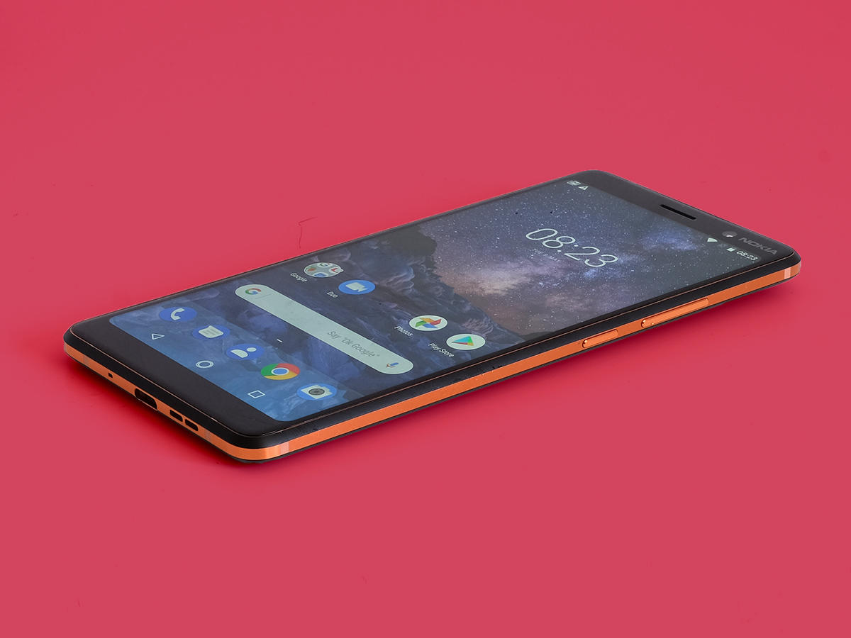 9) NOKIA 7 PLUS (£349)