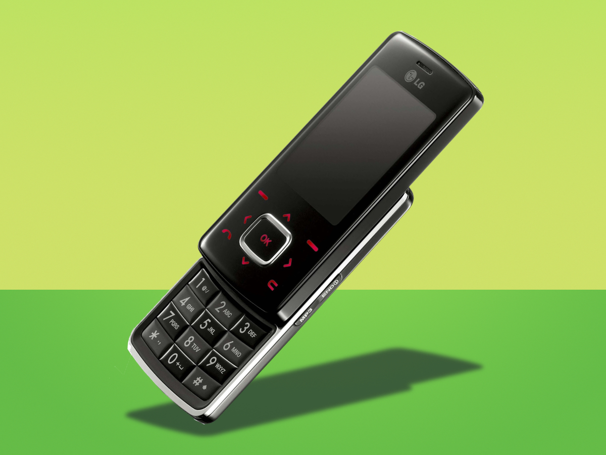 Classic phones that need to be rebooted: LG KG800 (2006)
