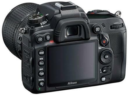 Nikon D7000 set to replace D90 tomorrow