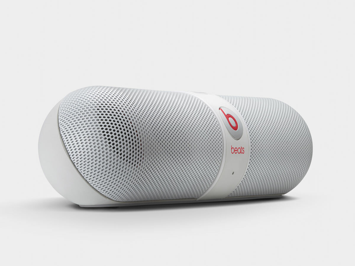 Beats Pill speaker