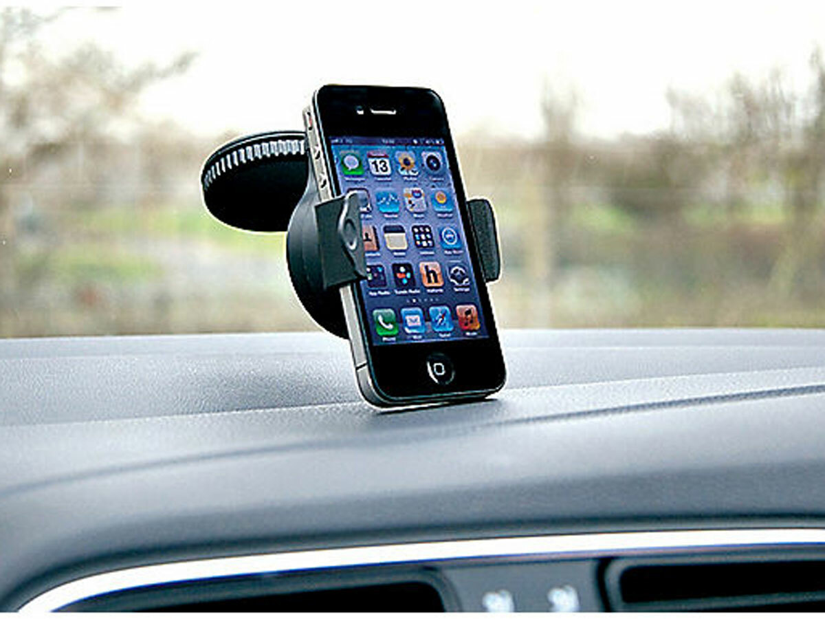 Halfords Universal Phone Holder (£9)