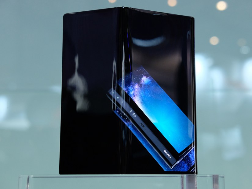 5 things you need to know about the Huawei Mate X