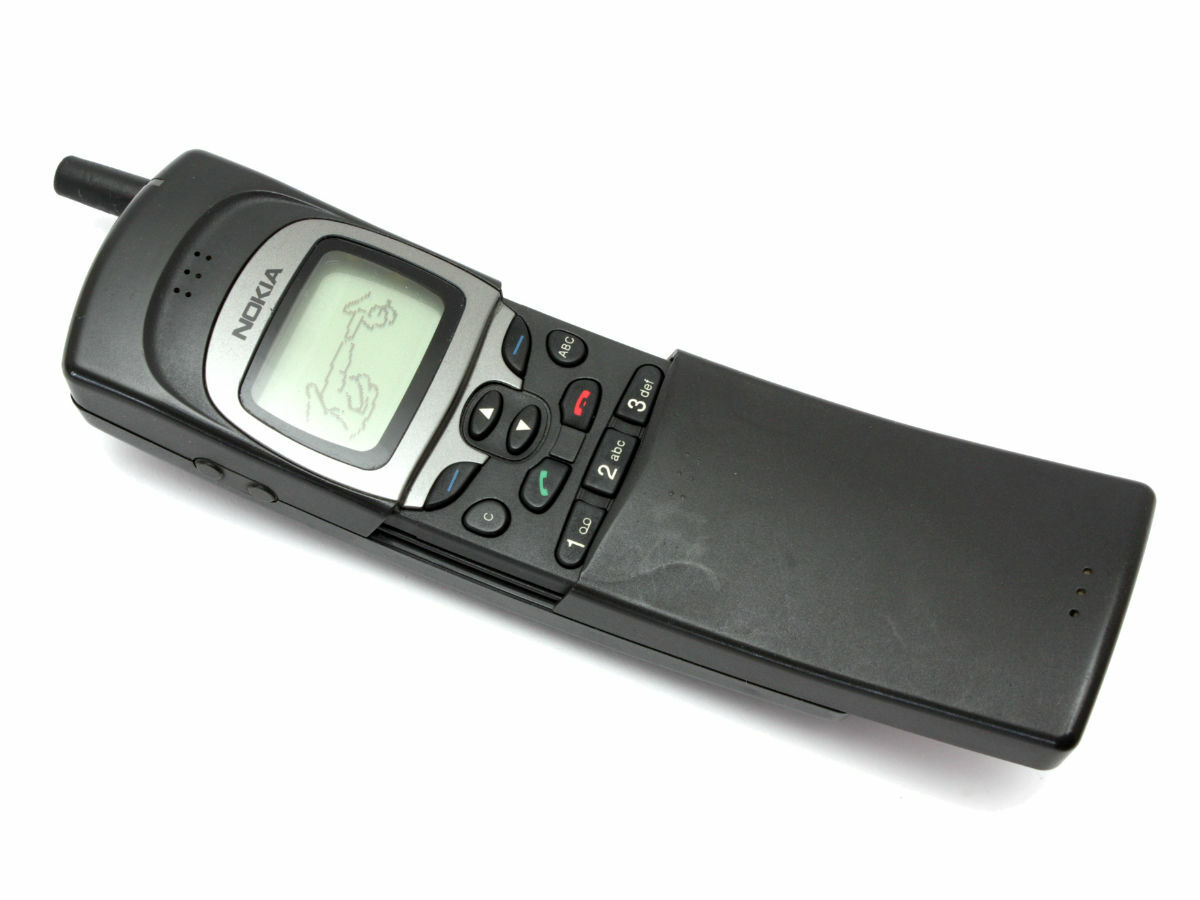 Nokia 8110 (1996)