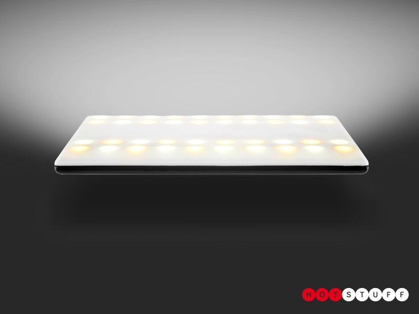 This credit card-sized LED flash will supercharge your smartphone photos
