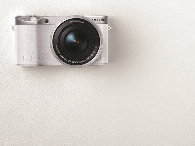 Samsung has squeezed all its camera knowhow into the tiny NX500