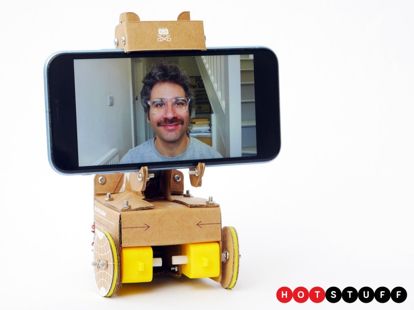 Smartipresence is a cardboard kit and robot that lets videocallers see what they want – and not up your nose