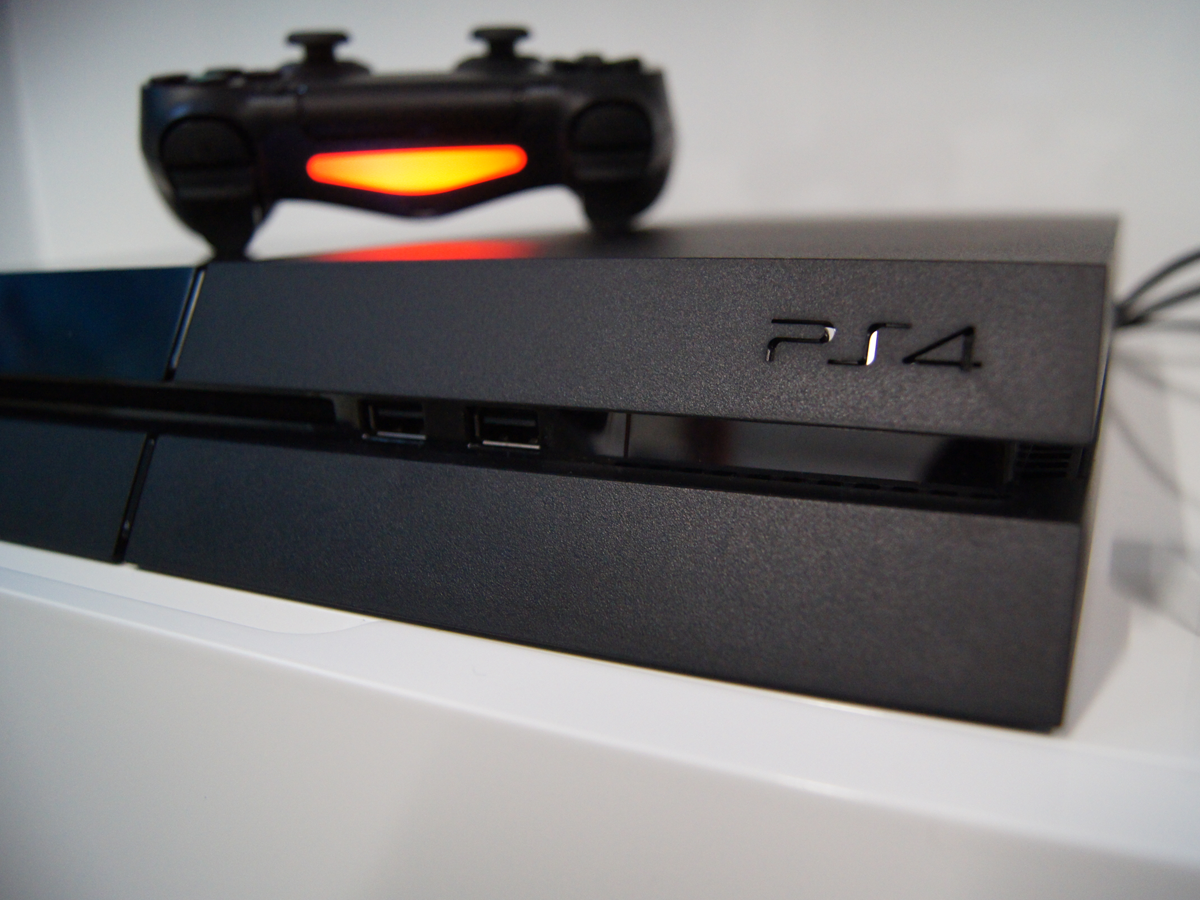 Microsoft Xbox One vs Sony PS4: in depth