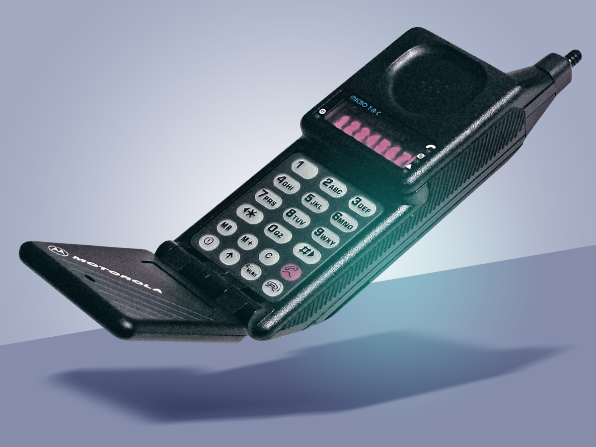 Motorola MicroTAC (1989)