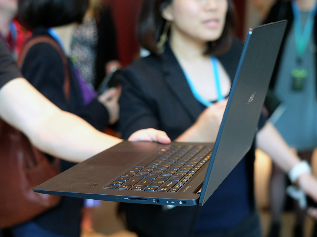 Hands-on with the Acer Swift 5: design