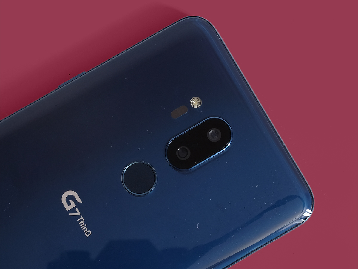 HTC U12+ vs LG G7 ThinQ: Design