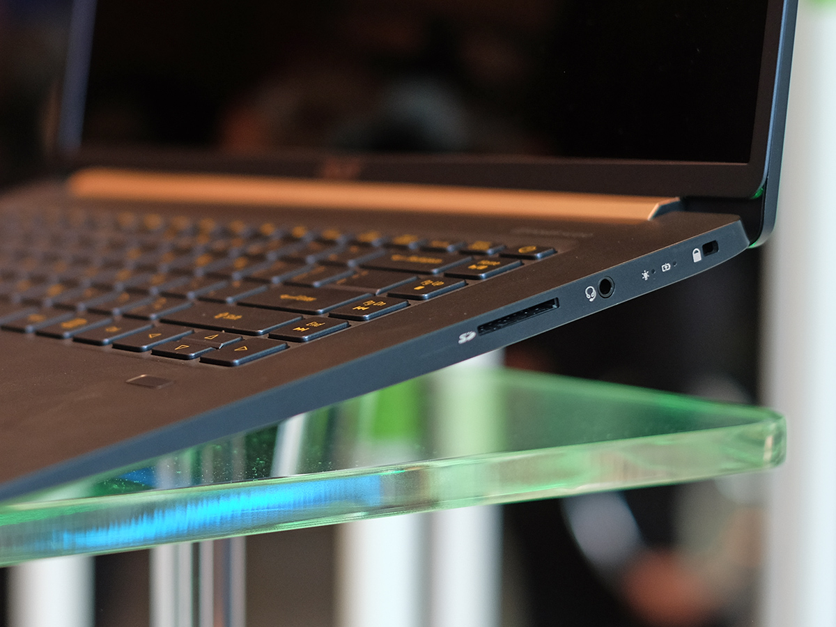 Hands-on with the Acer Swift 5: build