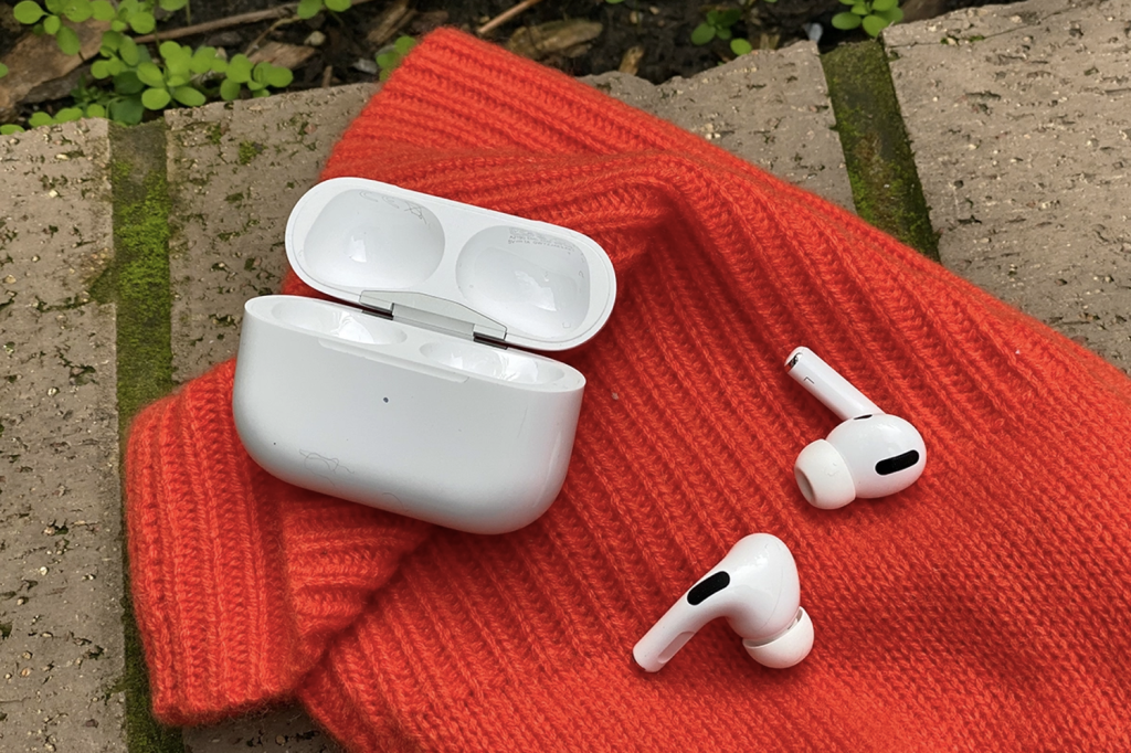 best running headphones Apple AirPods Pro