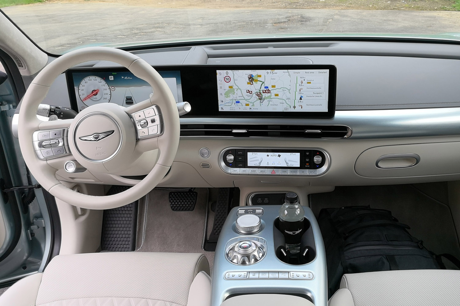 Stuff Genesis GV60 2022 review dashboard