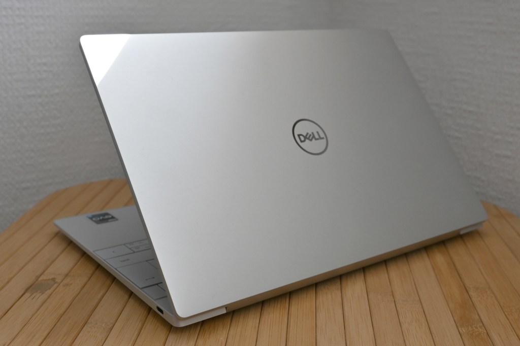 Dell XPS 13 Plus lid