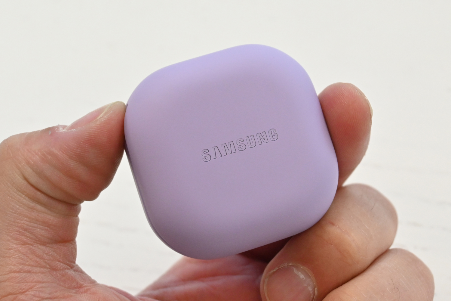 Samsung Galaxy Buds Pro 2 case in hand