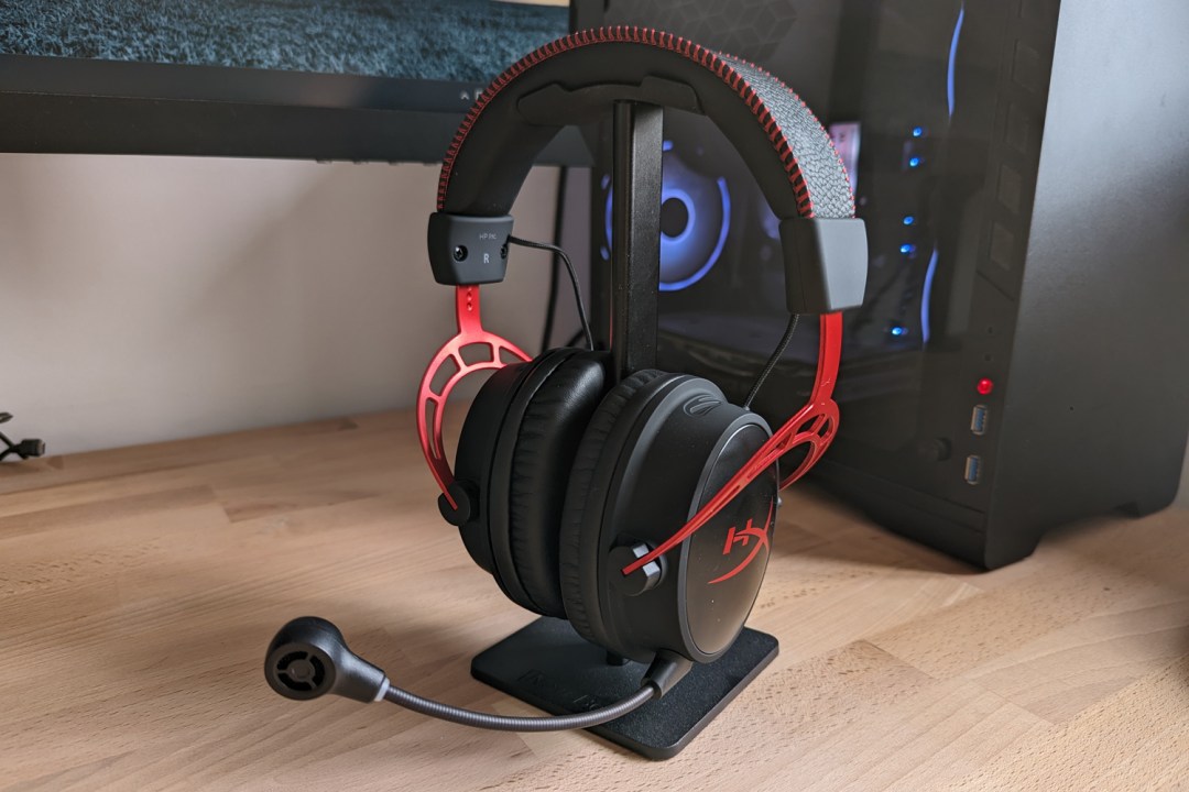 HyperX Cloud Alpha Wireless review lead