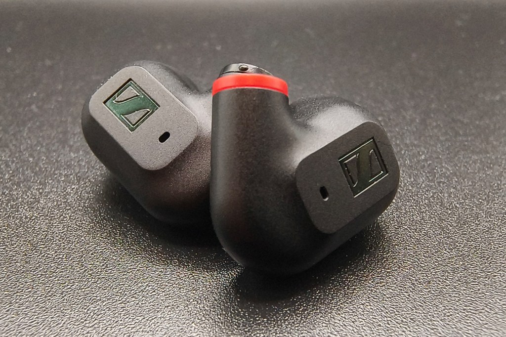 Sennheiser IE200 review buds pair