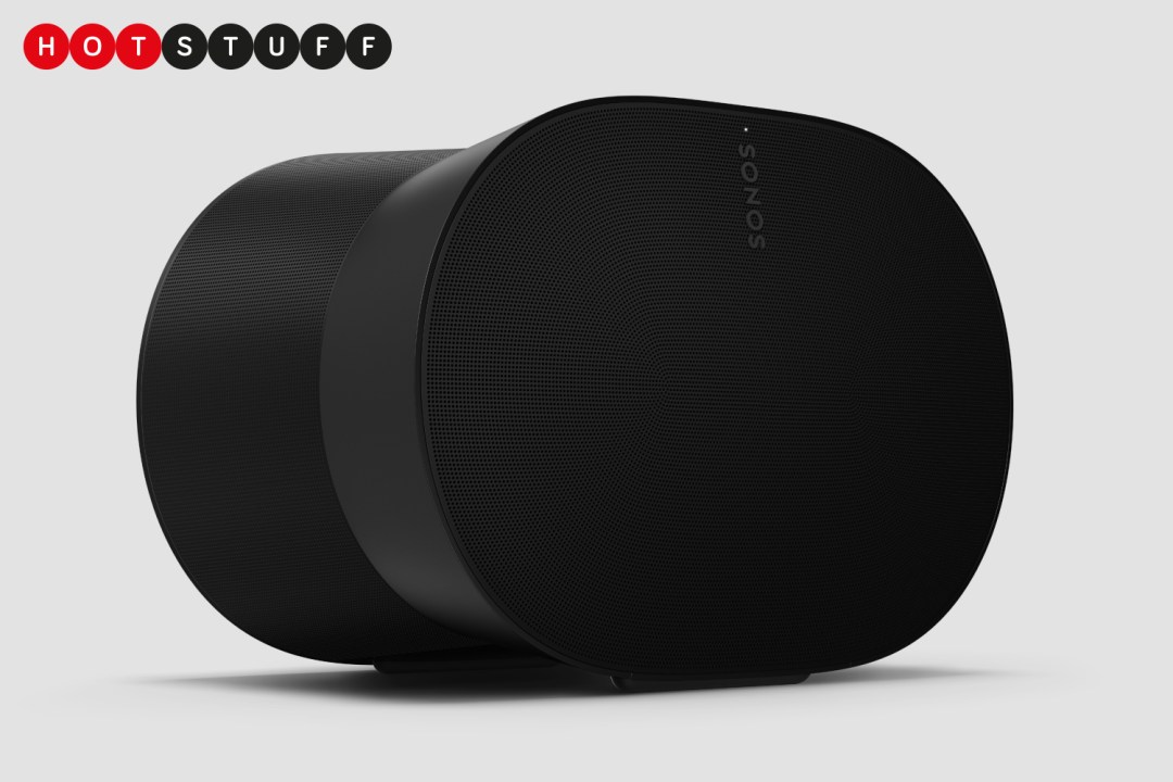 Sonos Era 300 speaker in black on a plain background