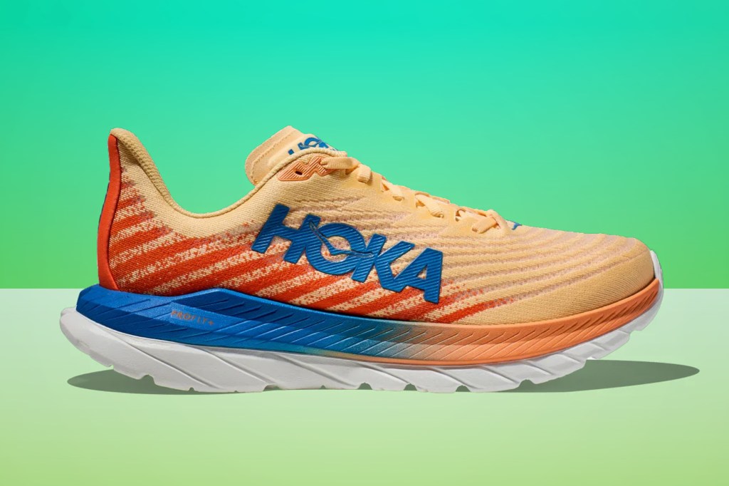 HOKA mach 5