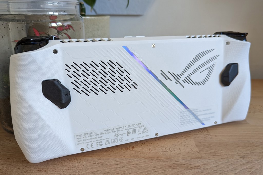 Asus ROG Ally review rear