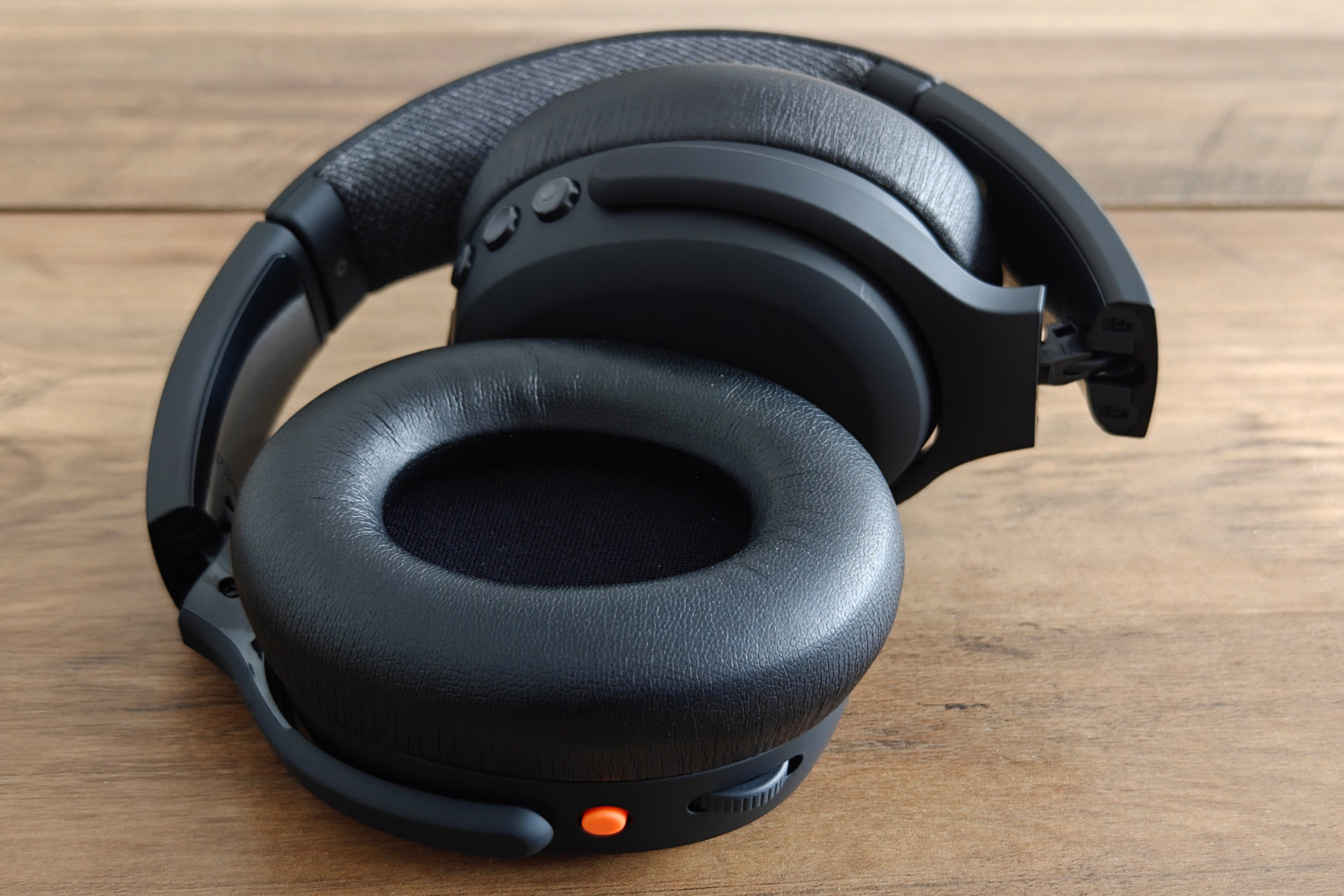 Skullcandy Crusher ANC 2 review folded