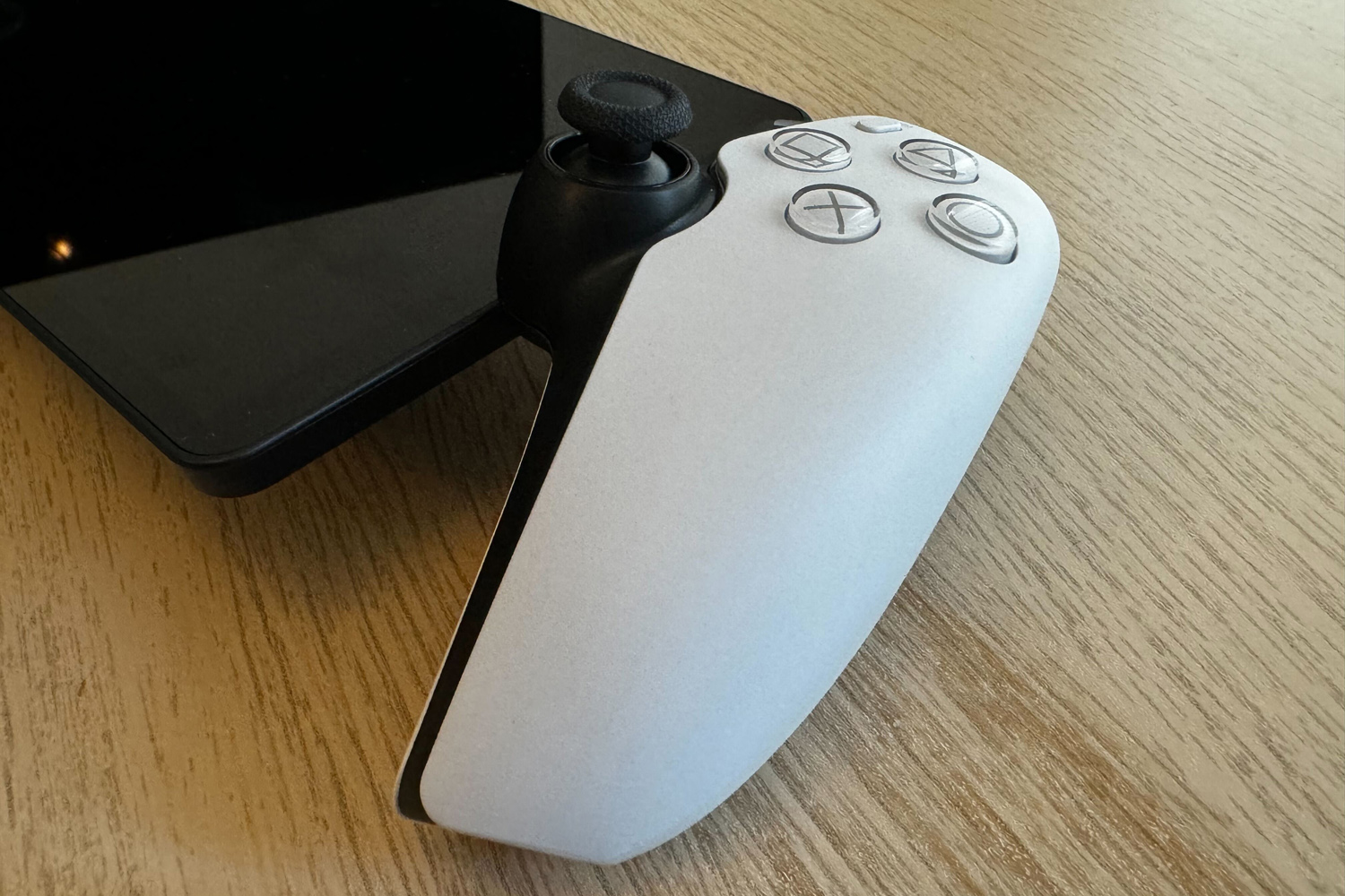 Sony PlayStation Portal review analogue stick
