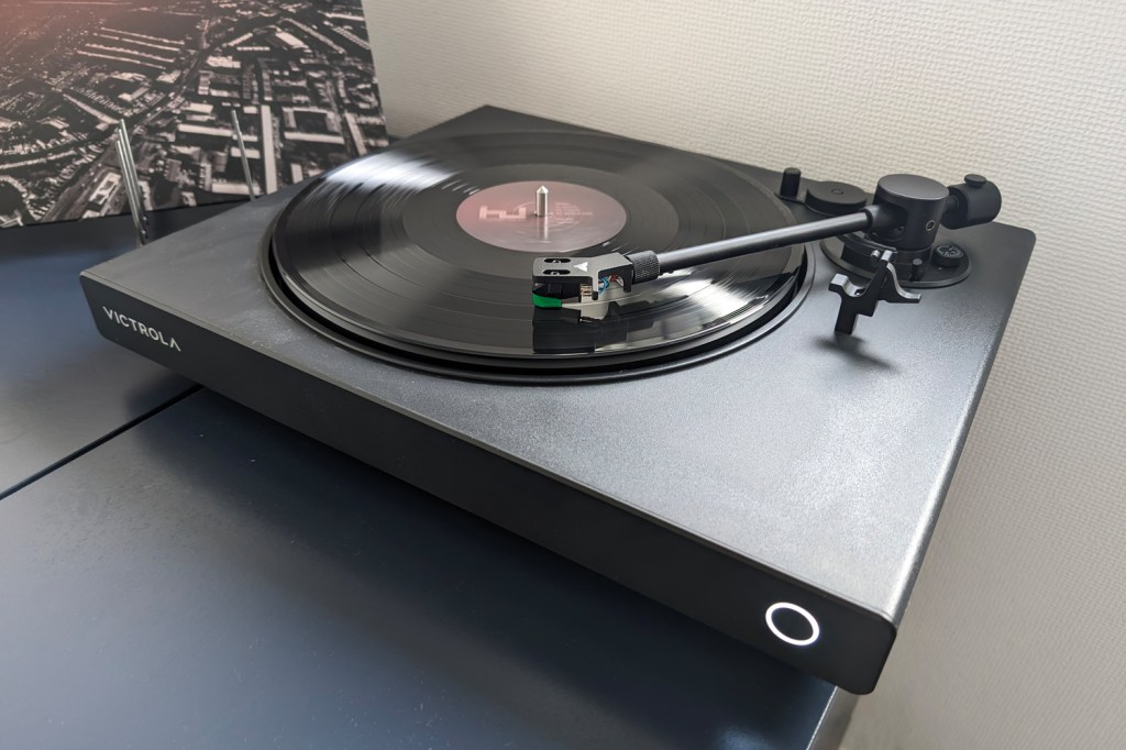 Victrola Hi-Res Onyx review main