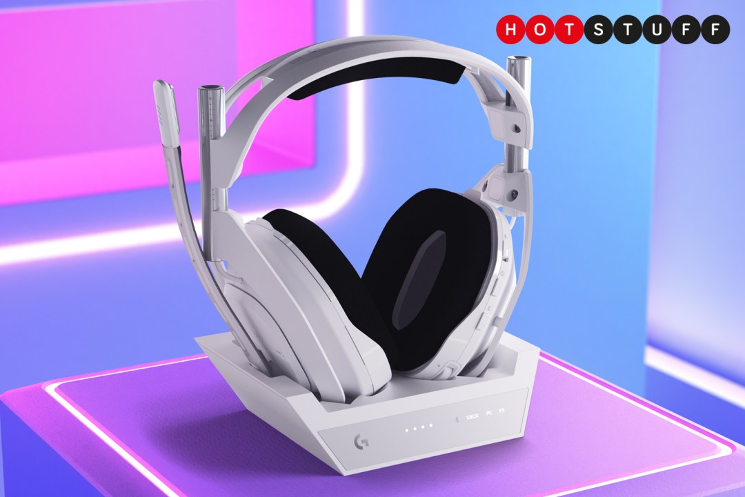 Astro A50 X headset Hot Stuff lead