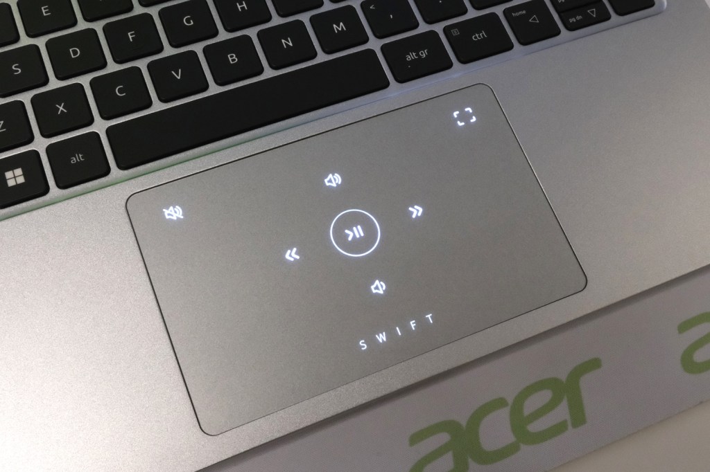 Acer Swift Go 14 hands-on light up touchpad