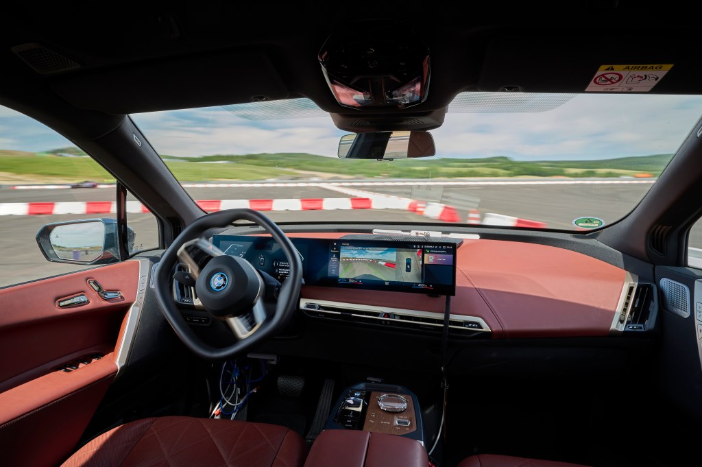 BMW self parking using a teleoperated rig