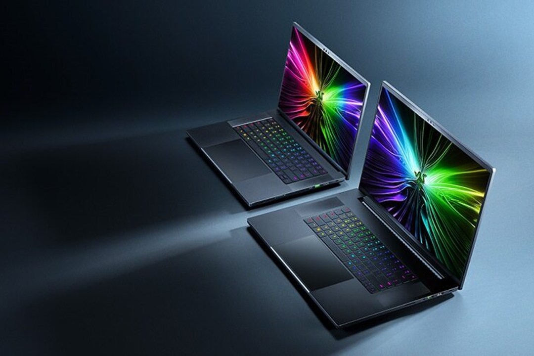 RAzer-Blade-16-240hz-oled