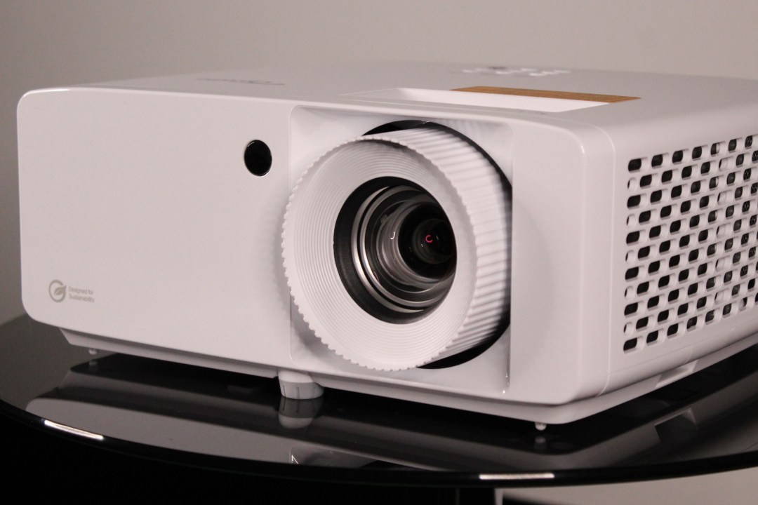 Optoma UHZ66 projector