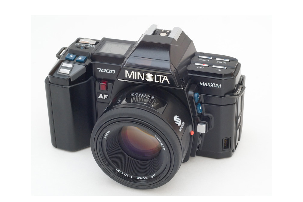 Minolta Maxxum 7000 
By Shaocaholica at the English-language Wikipedia, CC BY-SA 3.0, https://commons.wikimedia.org/w/index.php?curid=31390961