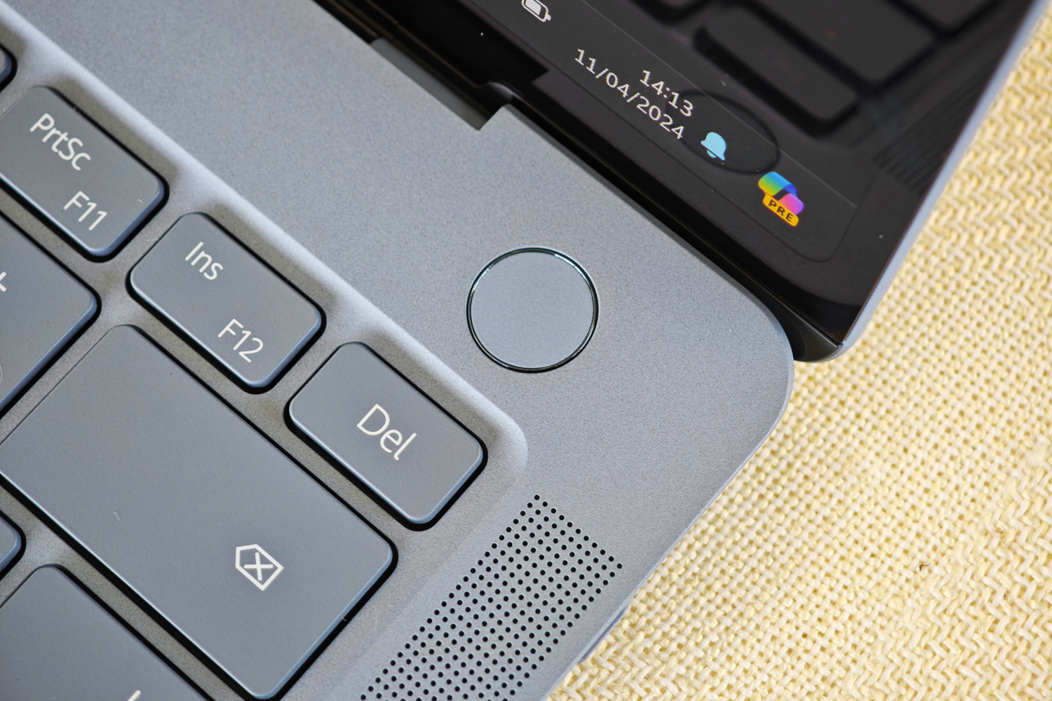 Huawei MateBook X Pro 2024 hands-on review fingerprint sensor